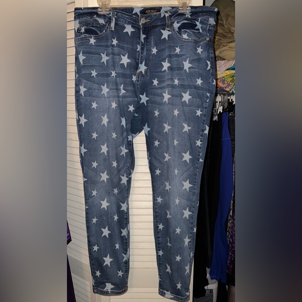 Women's Judy Blue Star Print Jeans